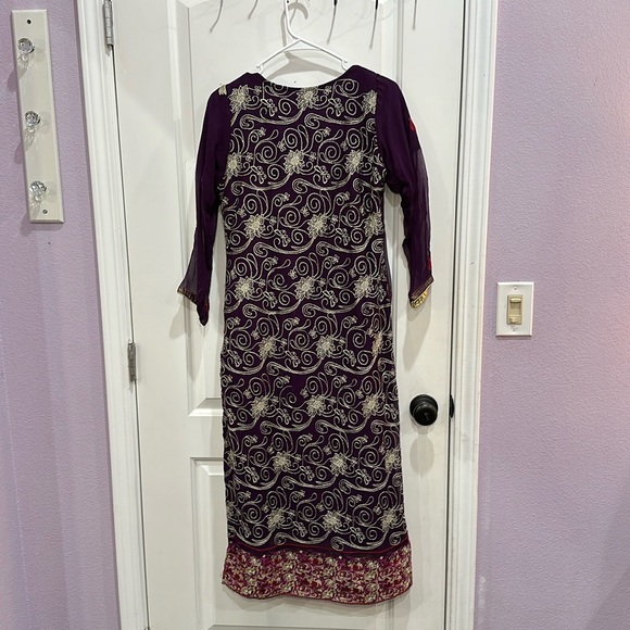 Purple three piece salwar kameez set - Picture 3 of 6